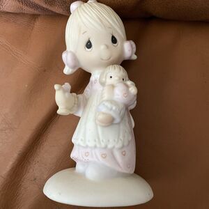 Precious Moments JESUS IS THE LIGHT Figurine 1978 Enesco E-1373/G ORIGINAL 21